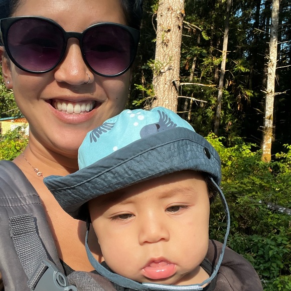 Meet your Posher, Renee - Picture 2 of 3